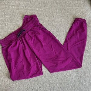 Lululemon Fuchsia Jogger Pants